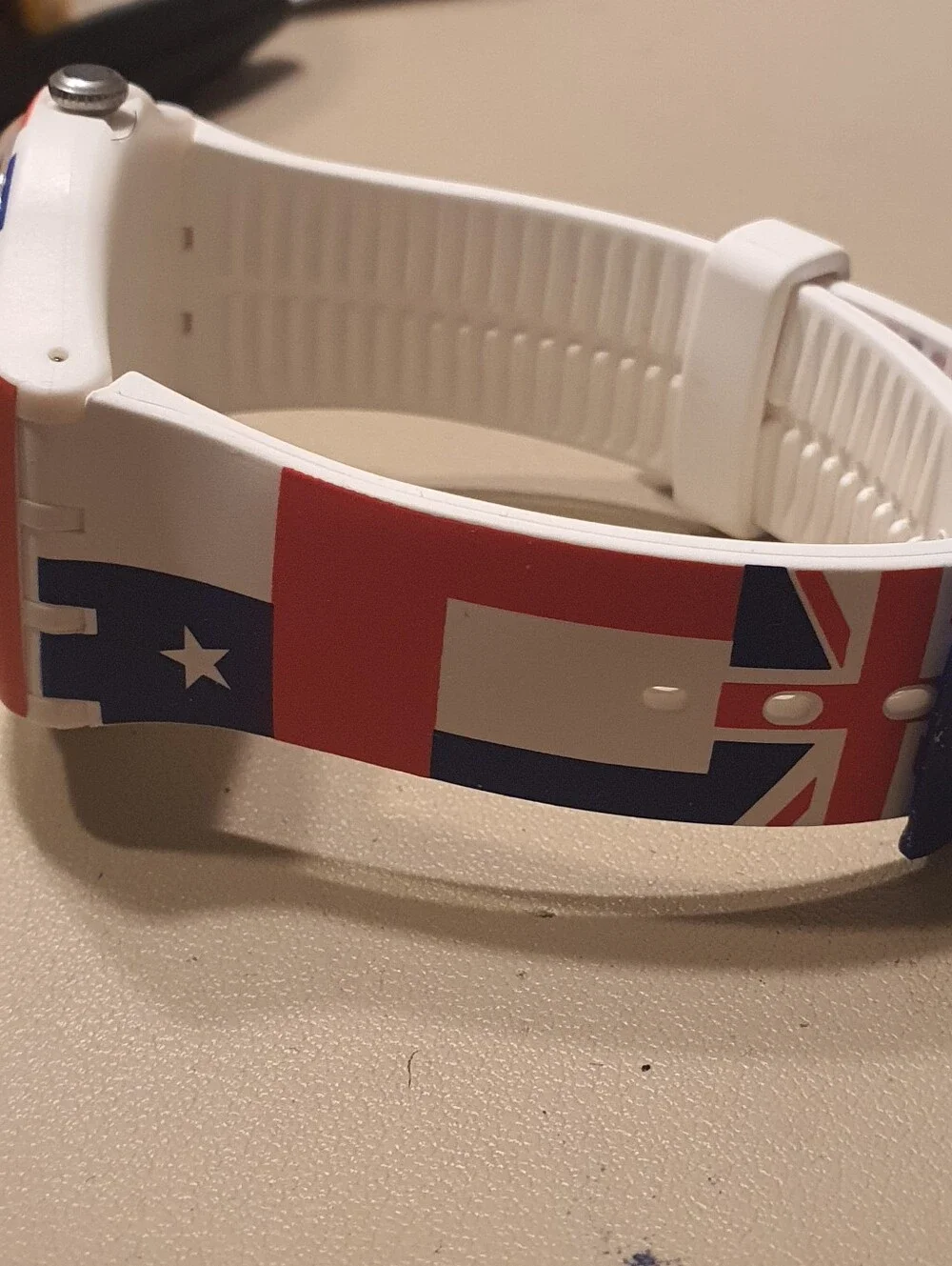 Swatch Flagtime SUOW111 Red/White/Blue Silicone Men's Watch